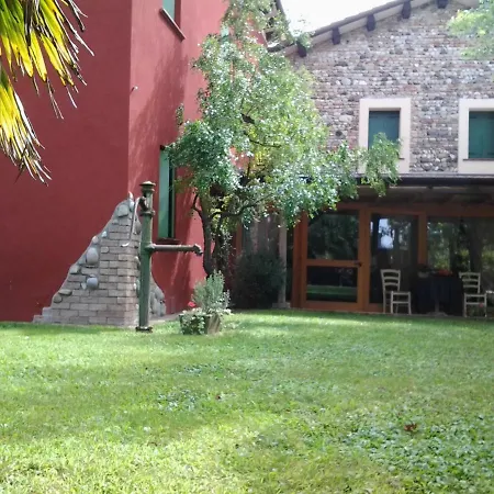 Pensjonat Affittacamere Civico 80 Susegana